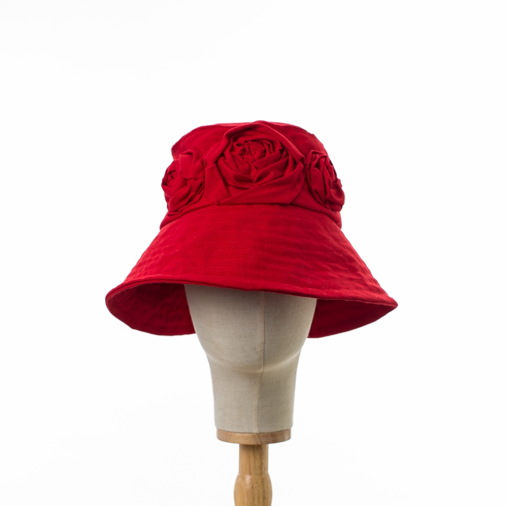 Red Roses Cotton Hat